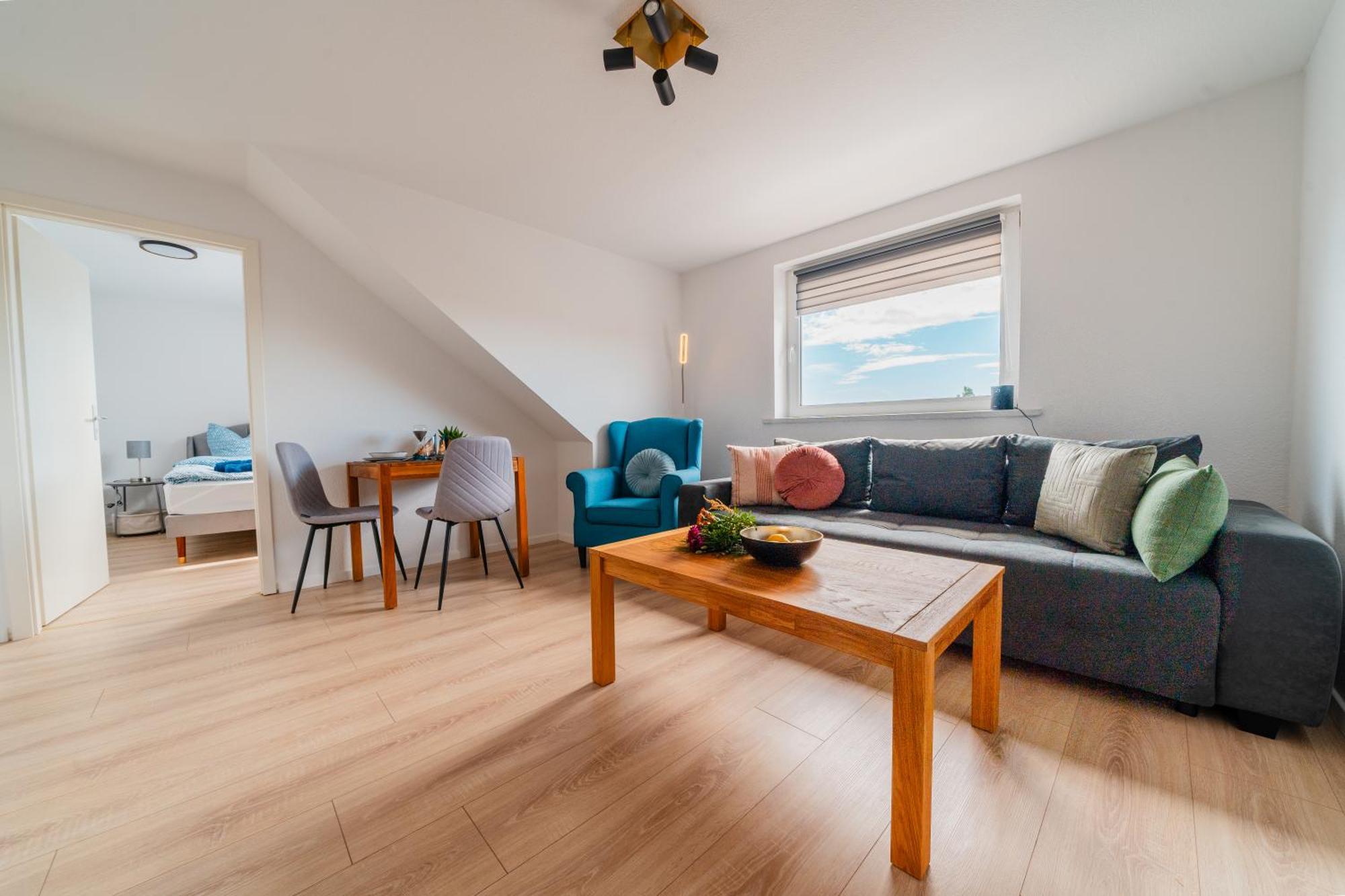 Zentrale Wohlfuehlwohnung - Ideal Fuer Ihren Urlaub Oder Die Geschaeftsreise Magdeburg Eksteriør bilde