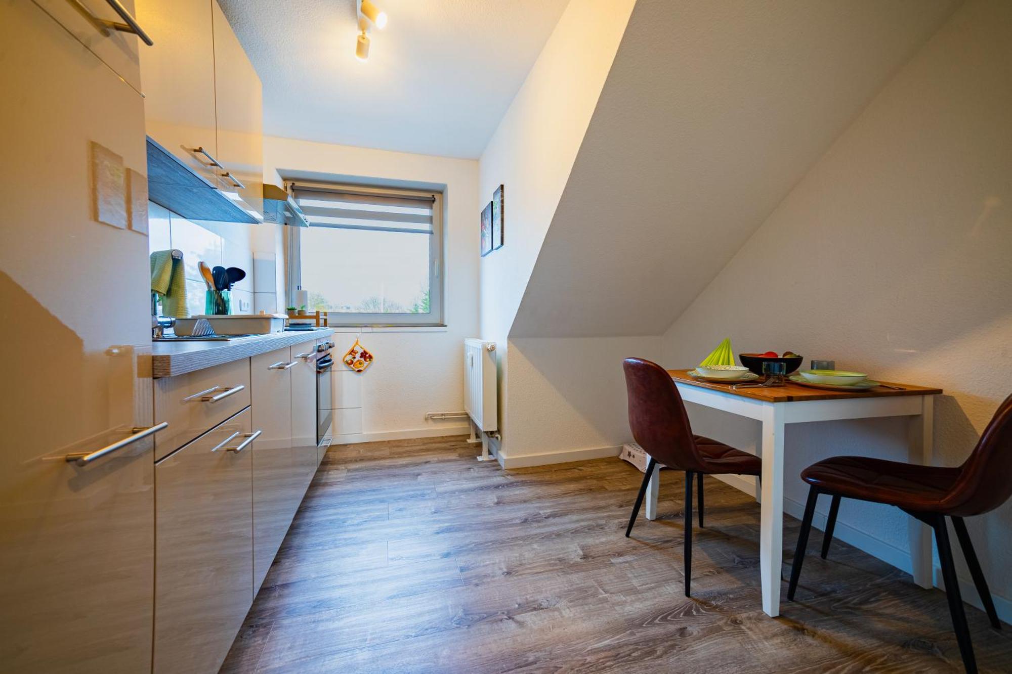 Zentrale Wohlfuehlwohnung - Ideal Fuer Ihren Urlaub Oder Die Geschaeftsreise Magdeburg Eksteriør bilde